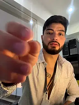 Snapshot of _tony8 chatting on November 2025 04:40:01 PM tony8 online show from November 2025 04:40:01 PM