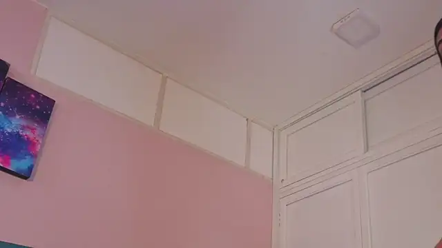 Snapshot of Kaataleya_horny chatting on December 2025 04:14:01 AM Kaataleya horny online show from December 2025 04:14:01 AM