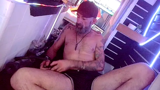 HandyBro online show from April 2026 10:02:02 PM