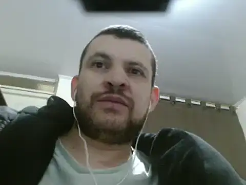 Snapshot of camiloking1720 chatting on February 2025 01:33:01 PM camiloking1720 online show from February 2025 01:33:01 PM