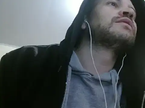 Snapshot of camiloking1720 chatting on February 2025 04:55:01 AM camiloking1720 online show from February 2025 04:55:01 AM