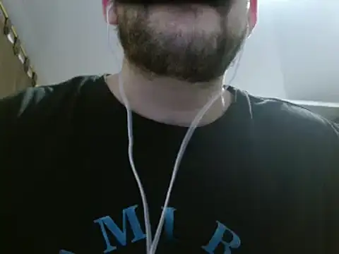 Snapshot of camiloking1720 chatting on February 2025 06:32:02 PM camiloking1720 online show from February 2025 06:32:02 PM