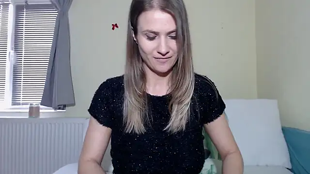 Snapshot of NattyReturn chatting on March 2025 07:57:01 AM NattyReturn online show from March 2025 07:57:01 AM