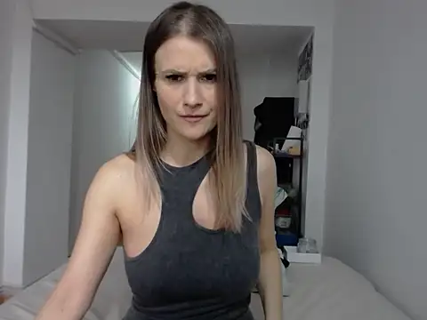 Snapshot of NattyReturn chatting on February 2025 09:16:01 AM NattyReturn online show from February 2025 09:16:01 AM