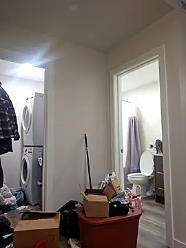 Snapshot of erinSmiles chatting on November 2025 05:56:01 AM erinSmiles online show from November 2025 05:56:01 AM