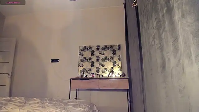 Selena Rase online show from February 2026 04:05:02 PM