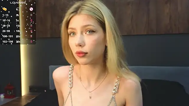 Snapshot of Rainaslater chatting on March 2025 08:03:02 PM Rainaslater online show from March 2025 08:03:02 PM