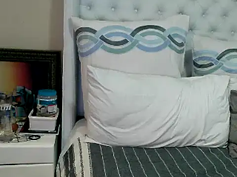 Carocurvy online show from March 2025 02:10:02 AM