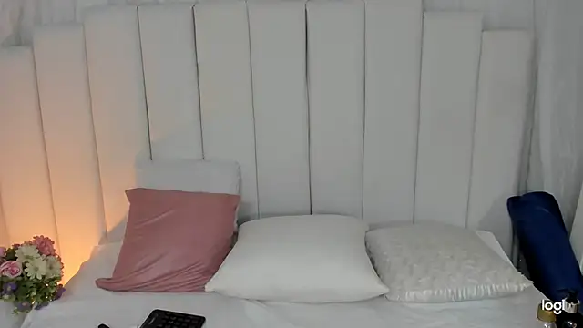 Snapshot of brithany_rousee chatting on October 2025 12:17:02 PM brithany rousee online show from October 2025 12:17:02 PM