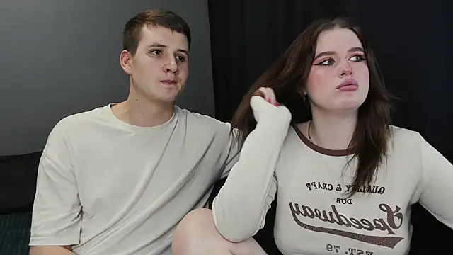 Pinku kitsune online show from March 2025 11:06:02 AM