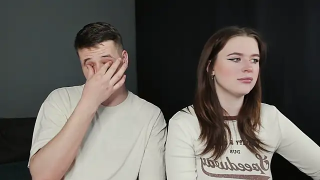 Pinku kitsune online show from March 2025 11:11:02 PM