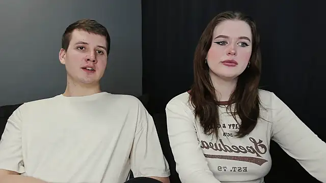 Pinku kitsune online show from March 2025 11:43:01 AM