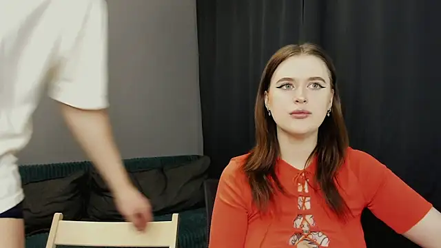 Pinku kitsune online show from February 2025 01:35:02 PM