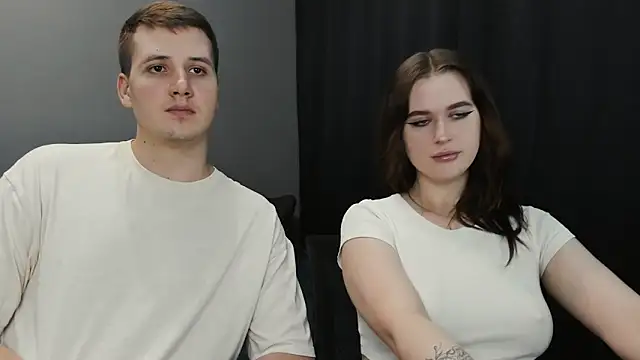 Pinku kitsune online show from February 2025 06:43:02 PM