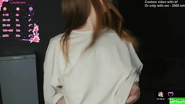 Snapshot of Pinku_kitsune chatting on February 2026 05:51:01 AM Pinku kitsune online show from February 2026 05:51:01 AM