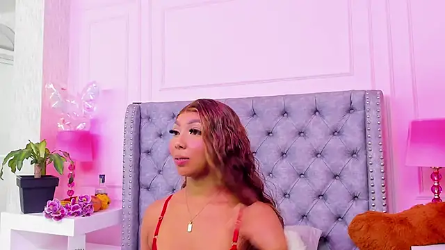 HaileeRoberts online show from June 2026 12:43:01 PM