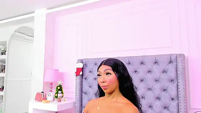 Snapshot of HaileeRoberts chatting on December 2025 12:26:01 PM HaileeRoberts online show from December 2025 12:26:01 PM