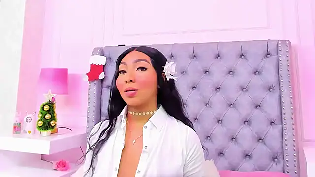 Snapshot of HaileeRoberts chatting on November 2025 12:31:02 PM HaileeRoberts online show from November 2025 12:31:02 PM