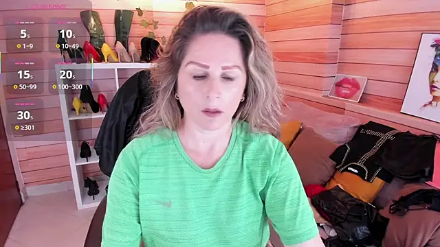 Victoria collins 1 online show from December 2025 12:29:02 PM