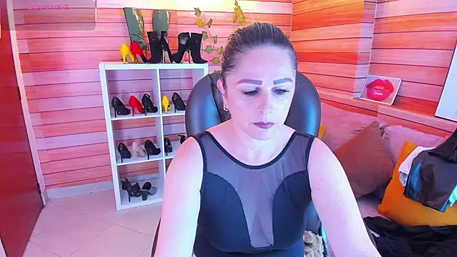 Victoria collins 1 online show from December 2025 12:09:02 PM