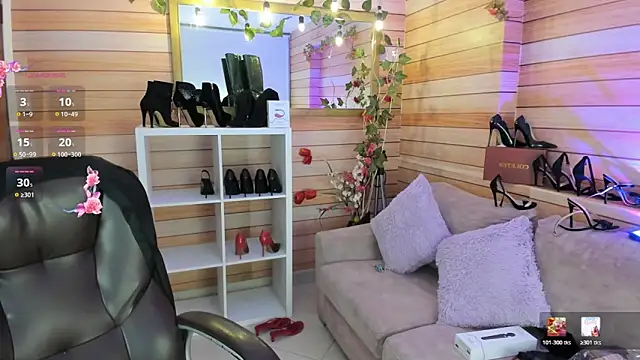 Victoria collins 1 online show from May 2026 10:58:01 AM