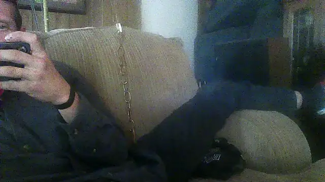 luke thighwalker2469 online show from December 2025 10:56:01 PM