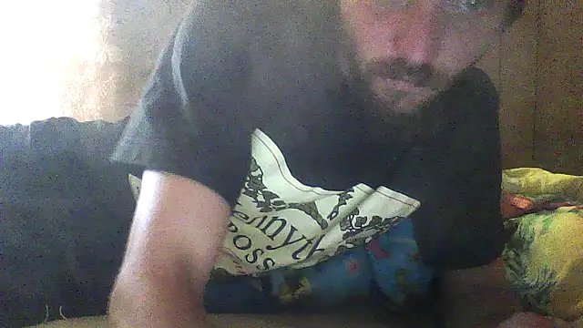 Snapshot of luke_thighwalker2469 chatting on November 2025 11:41:01 PM luke thighwalker2469 online show from November 2025 11:41:01 PM