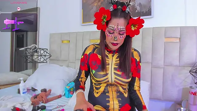 Konny May online show from November 2025 01:01:02 AM