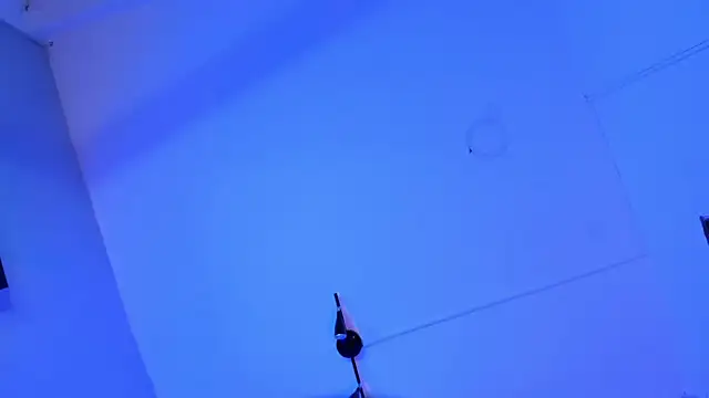 ALICEPOIXXXON online show from October 2025 10:00:02 PM