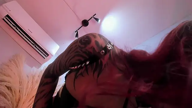 ALICEPOIXXXON online show from November 2025 01:31:02 AM