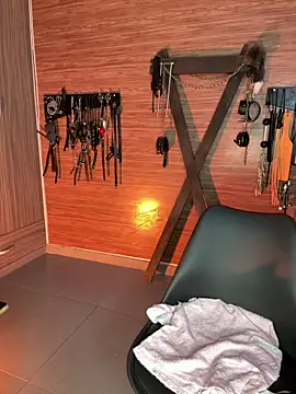 yey bdsm online show from May 2026 04:36:01 PM