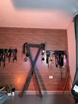 Snapshot of yey_bdsm chatting on June 2026 04:57:01 PM yey bdsm online show from June 2026 04:57:01 PM