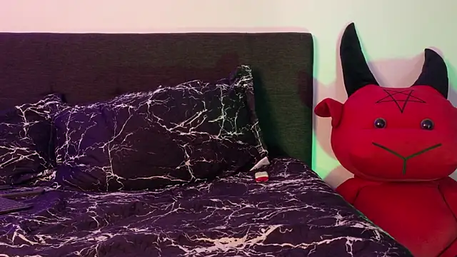 BambiiQueen online show from March 2026 03:26:02 PM