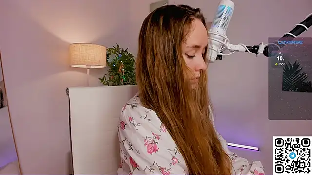 Snapshot of AngelPaull chatting on November 2025 08:57:01 PM AngelPaull online show from November 2025 08:57:01 PM