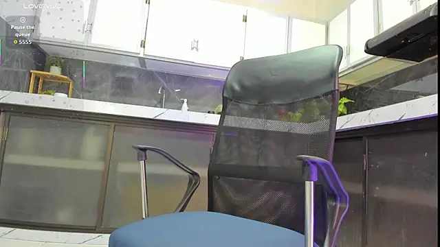 antony bigdick  online show from December 2025 01:20:02 AM