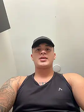 Snapshot of Cristopher_strong chatting on April 2026 02:19:01 PM Cristopher strong online show from April 2026 02:19:01 PM