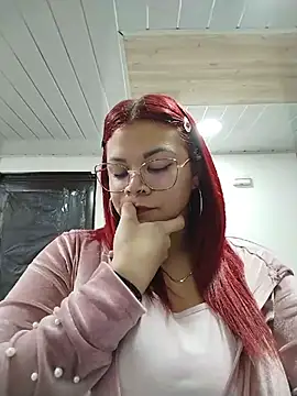 Snapshot of IamAlana_ chatting on June 2026 12:00:02 PM IamAlana online show from June 2026 12:00:02 PM