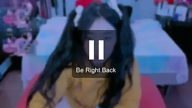 AlanaLuck online show from December 2025 07:55:01 AM