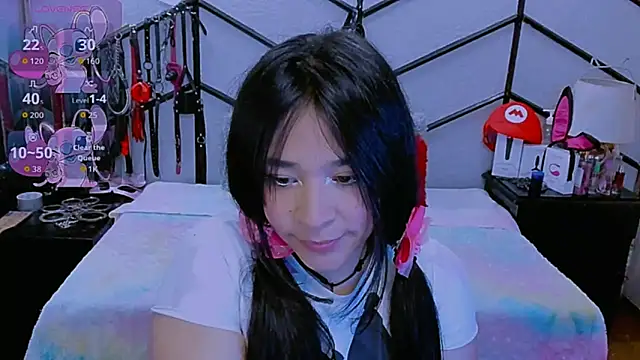 Snapshot of AlanaLuck chatting on November 2025 07:06:02 PM AlanaLuck online show from November 2025 07:06:02 PM