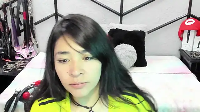 AlanaLuck online show from January 2026 06:34:01 PM