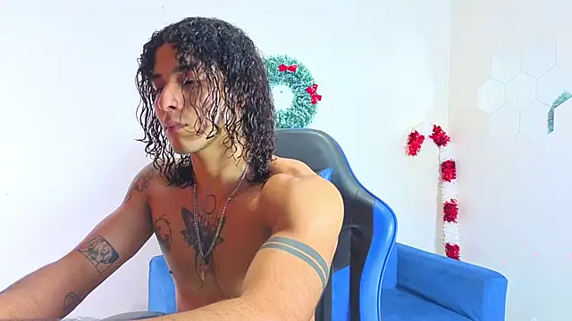 Demitryo online show from December 2025 05:09:02 AM