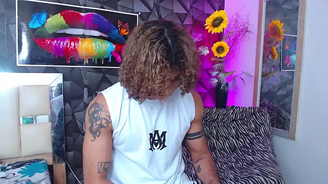 Demitryo online show from March 2025 02:42:02 AM