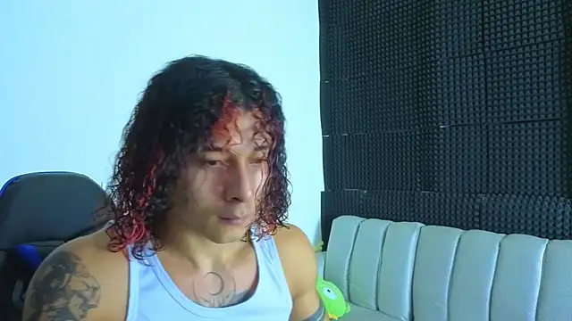 Demitryo online show from September 2025 12:38:02 AM