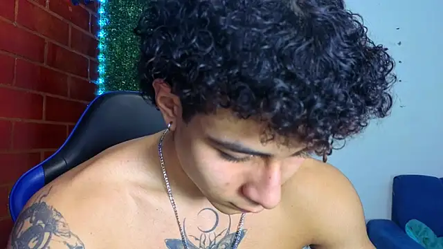 Demitryo online show from March 2026 02:55:02 AM