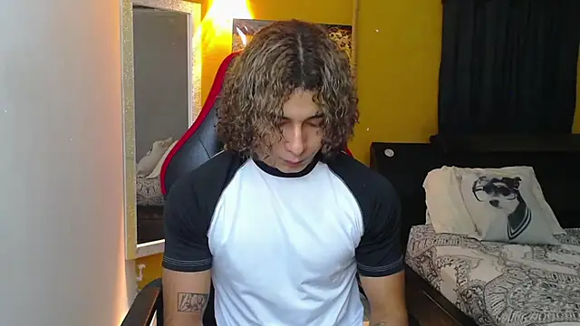 Demitryo online show from February 2025 02:51:02 AM