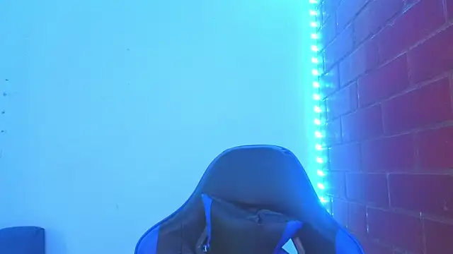 Demitryo online show from February 2026 03:50:02 AM