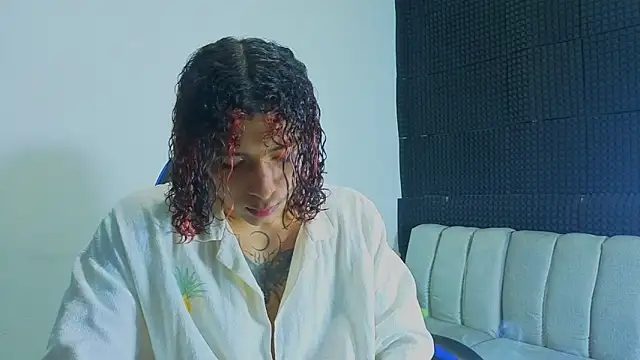 Demitryo online show from September 2025 02:50:01 AM