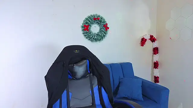 Demitryo online show from December 2025 05:17:02 AM