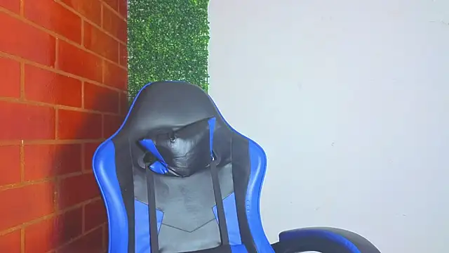 Demitryo online show from February 2026 06:32:01 AM