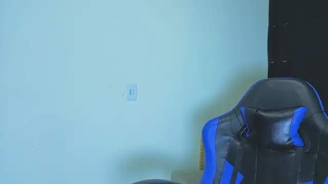 Demitryo online show from September 2025 11:55:02 PM